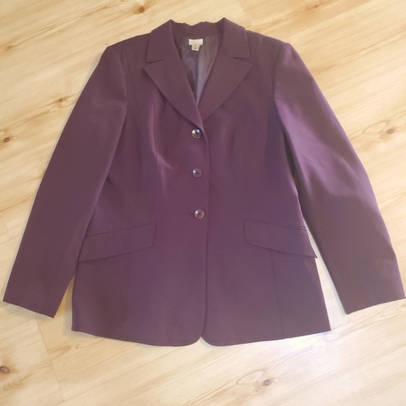 Caslon Women's Two-piece Classic Suit - Picture 3 of 13